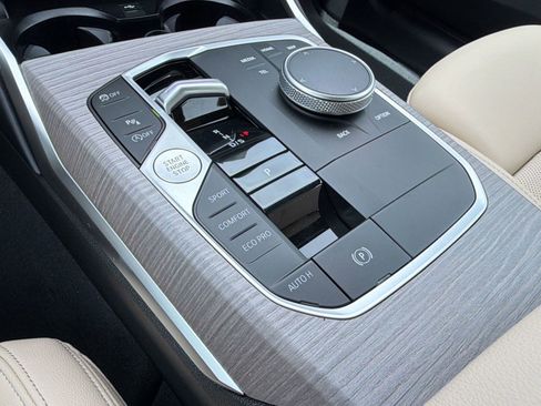 New 2026 BMW 330i Sedan w/ Convenience Package RWD image 17
