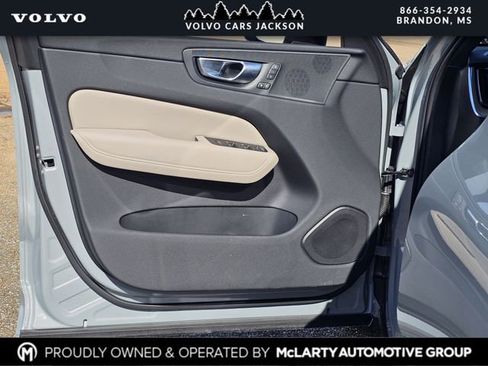 New 2026 Volvo XC60 B5 Plus w/ Protection Package Premier AWD/4WD image 12