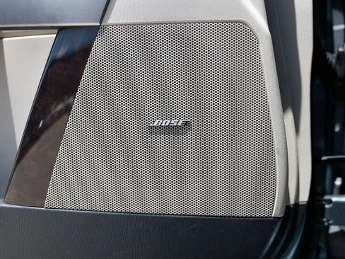 Used 2011 MAZDA CX-9 Grand Touring w/ Moonroof & Bose Audio Pkg FWD image 50