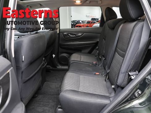 Used 2019 Nissan Rogue SV w/ Sun & Sound Touring Package AWD/4WD image 24