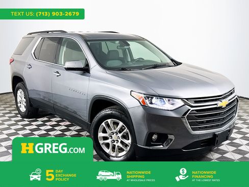 Used 2019 Chevrolet Traverse LT FWD image 1