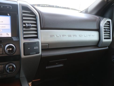 Used 2019 Ford F250 King Ranch w/ King Ranch Ultimate Package image 29