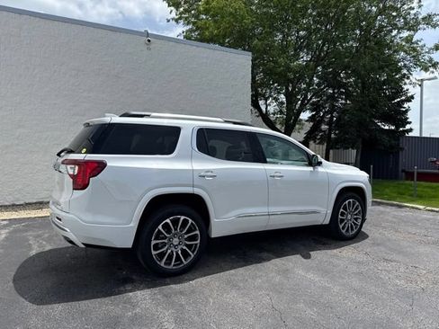 Used 2023 GMC Acadia Denali w/ Denali Technology Package AWD/4WD image 5