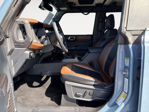 Used 2024 Ford Bronco Outer Banks AWD/4WD image 19
