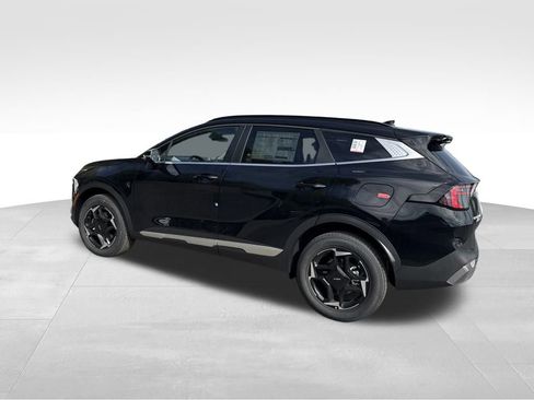 New 2026 Kia Sportage EX w/ EX Panorama Roof Package image 4