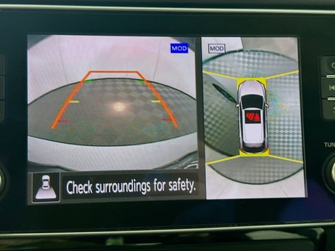 Used 2022 Nissan Leaf SV Plus image 23