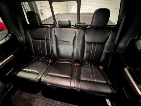 Used 2018 Ford F150 XLT w/ Equipment Group 302A Luxury RWD image 15