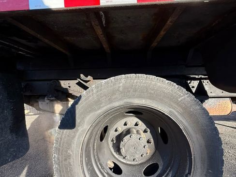 Used 2005 Ford F450 4x4 Regular Cab Super Duty image 24