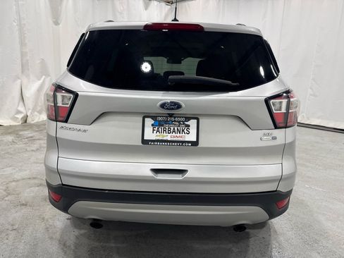 Used 2018 Ford Escape SE AWD/4WD image 4