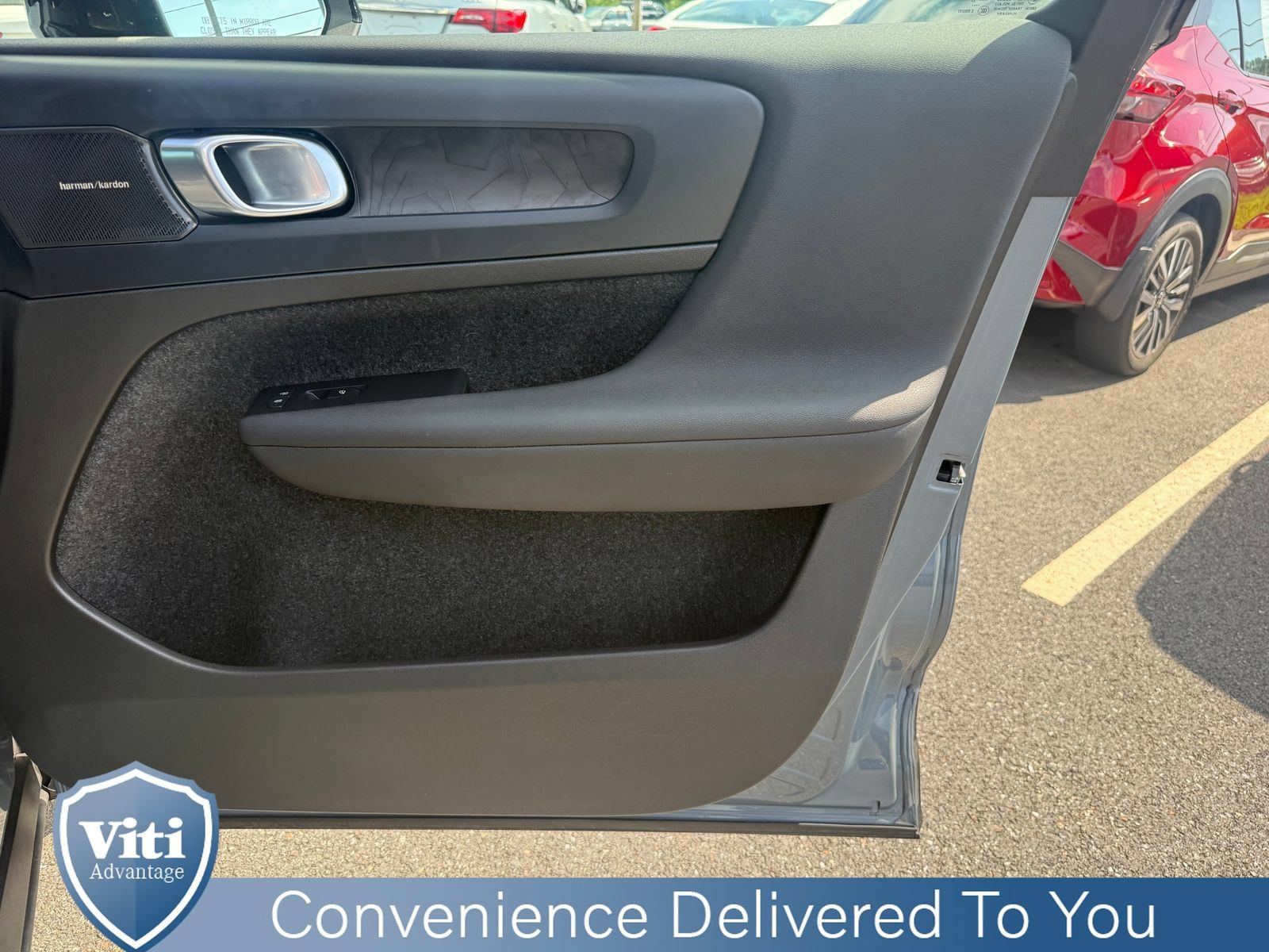 Certified 2023 Volvo XC40 Recharge Ultimate w/ Protection Package Premier AWD/4WD image 28