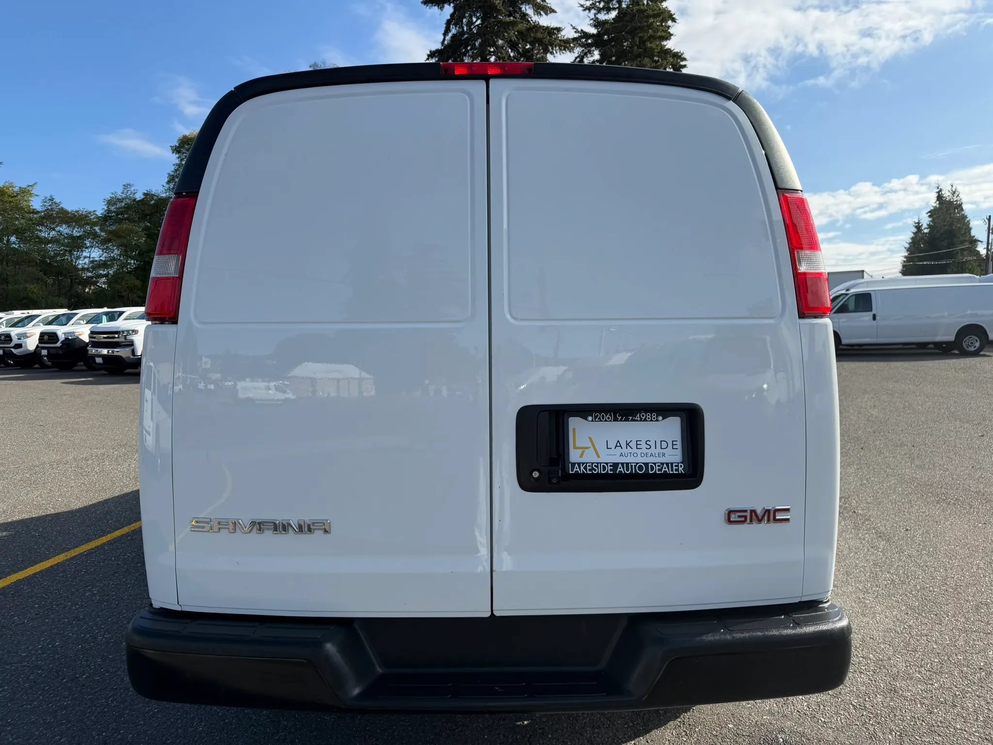 Used 2023 GMC Savana 2500 w/ Driver Convenience Package RWD image 6