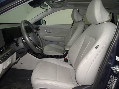 Used 2024 Hyundai Kona Limited FWD image 13