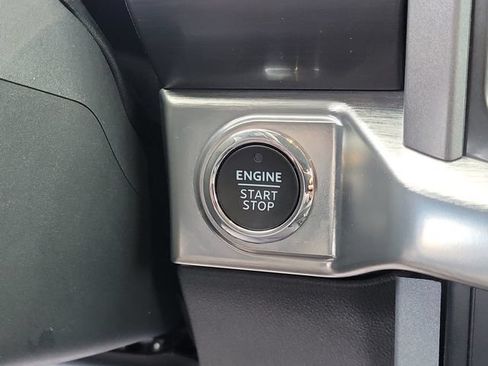 Used 2023 Ford F150 Lariat RWD image 22