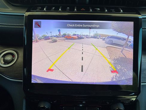 Used 2023 Jeep Grand Cherokee Limited RWD image 23