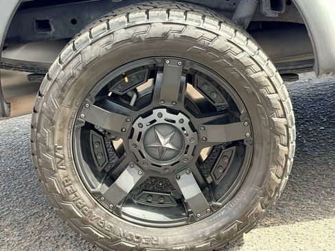 Used 2014 Ford F150 FX4 w/ Equipment Group 402A Luxury AWD/4WD image 50