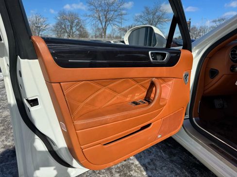 Used 2011 Bentley Flying Spur Flying Spur Speed image 16