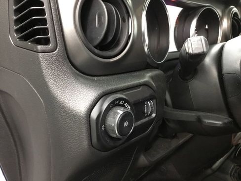 Used 2023 Jeep Wrangler Unlimited Sport AWD/4WD image 8
