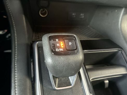 Used 2025 Nissan Pathfinder SV AWD/4WD image 21