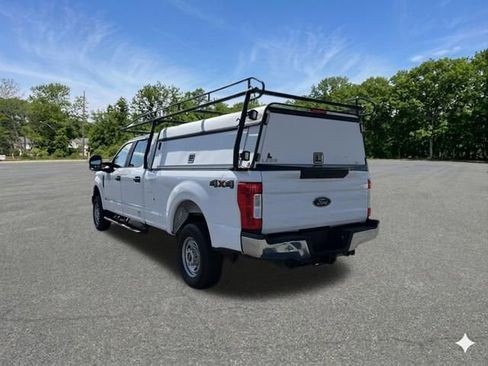 Used 2019 Ford F250 XL w/ Power Equipment Group AWD/4WD image 6