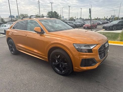 Used 2019 Audi Q8 Prestige w/ Towing Package AWD/4WD image 15