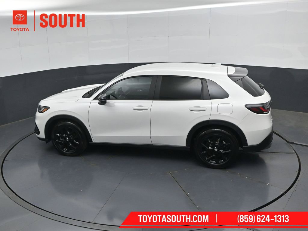 Used 2025 Honda HR-V Sport image 48