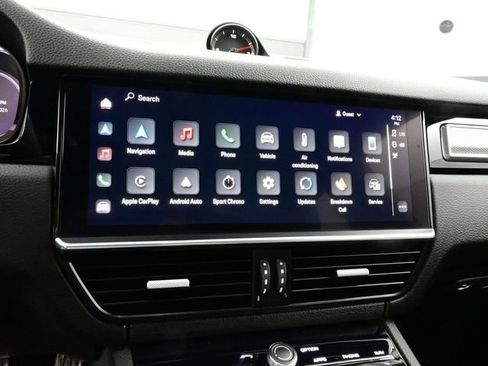 Certified 2022 Porsche Cayenne S AWD/4WD image 10