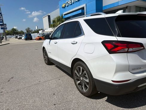 Used 2024 Chevrolet Equinox Premier FWD image 11