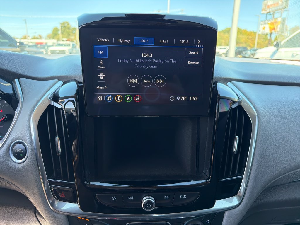 Used 2021 Chevrolet Traverse Premier AWD/4WD image 21
