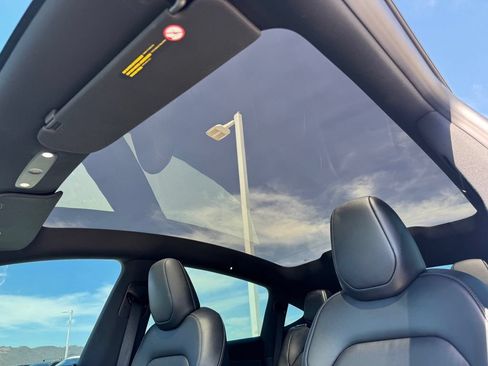 Used 2026 Tesla Model Y Long Range AWD/4WD image 20