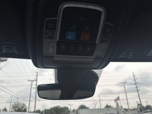Used 2025 RAM 1500 Laramie w/ Night Edition AWD/4WD image 34