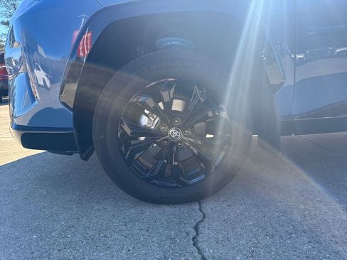 Certified 2025 Toyota RAV4 XSE image 30