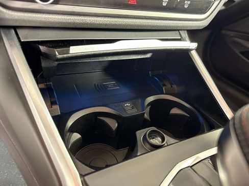 Used 2026 BMW M4 Competition AWD/4WD image 43