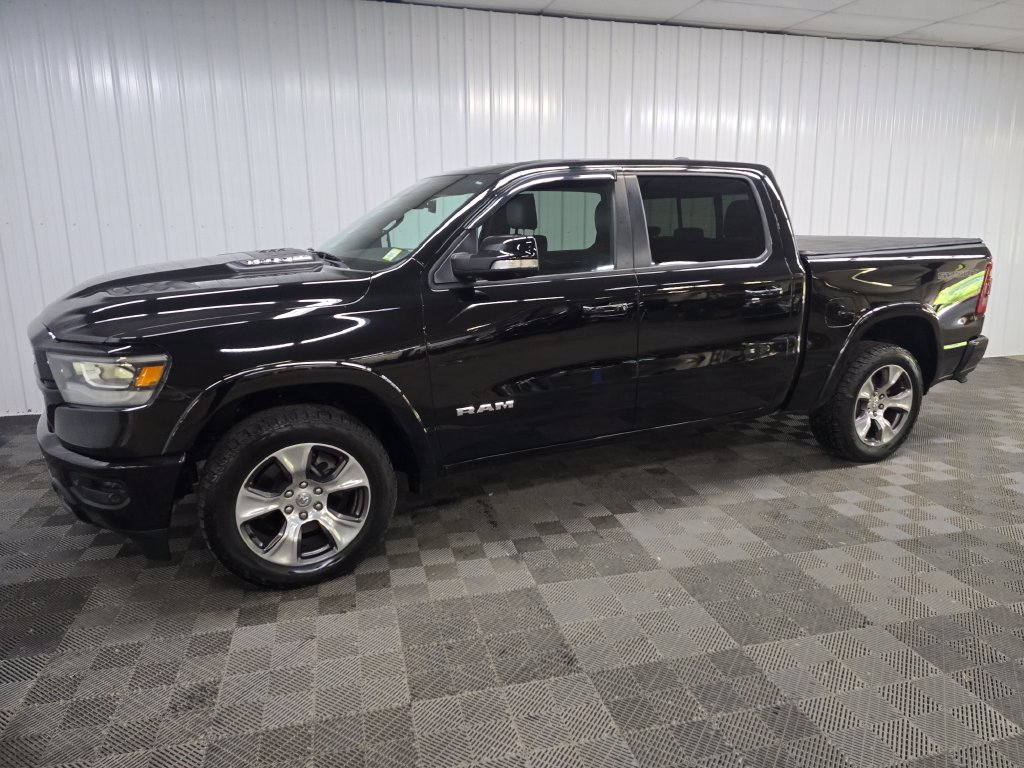 Used 2022 RAM 1500 Laramie w/ Sport Appearance Package AWD/4WD image 6