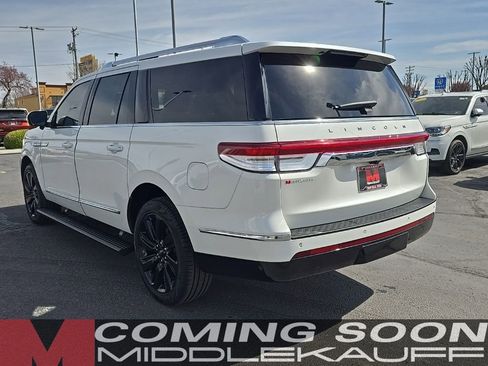 Used 2023 Lincoln Navigator L Reserve image 5
