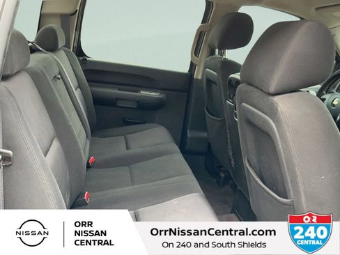 Used 2011 Chevrolet Silverado 1500 4x4 Crew Cab Hybrid image 12