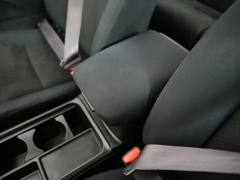 Used 2015 Honda CR-V LX image 27