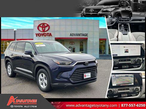 Certified 2025 Toyota Grand Highlander AWD image 1