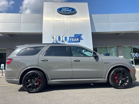 Used 2023 Dodge Durango R/T w/ Tow 'N Go Package AWD/4WD image 47