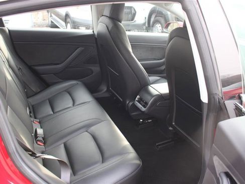 Used 2018 Tesla Model 3 Long Range image 13