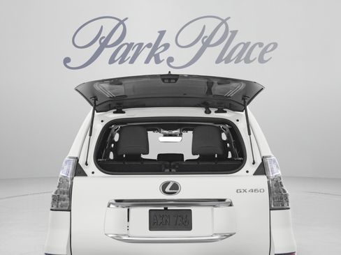 Used 2022 Lexus GX 460 w/ Black Line Special Edition AWD/4WD image 38