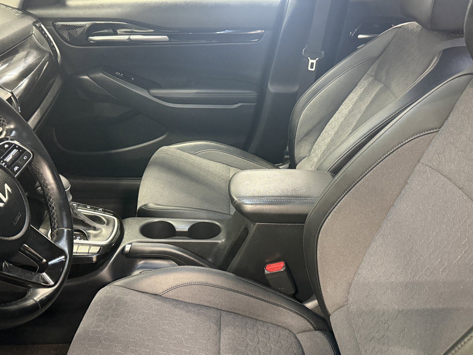 Used 2024 Kia Seltos S AWD/4WD image 27