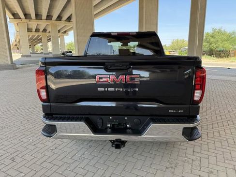 New 2026 GMC Sierra 1500 SLE image 7