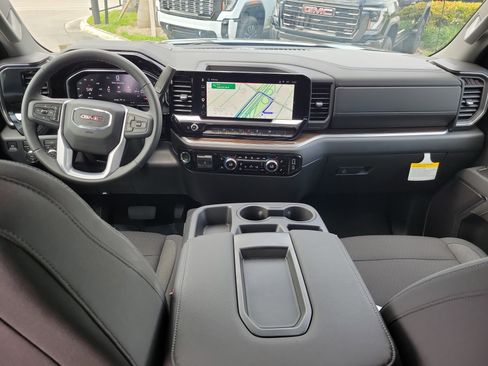 Used 2026 GMC Sierra 1500 Elevation image 17