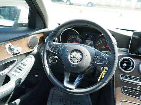 Used 2017 Mercedes-Benz C 300 Sedan image 14