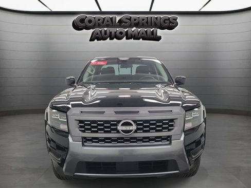 Used 2026 Nissan Frontier SV w/ SV Convenience Package RWD image 2