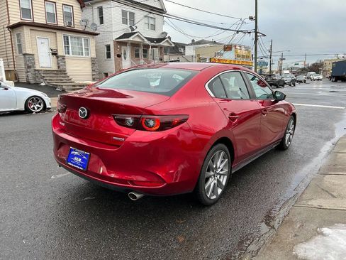 Used 2022 MAZDA MAZDA3 s image 5