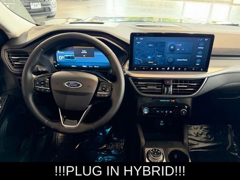Used 2023 Ford Escape SE w/ PHEV Premium Package FWD image 17