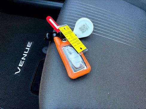 Certified 2025 Hyundai Venue Limited image 26