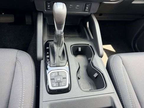 New 2026 Nissan Frontier SV w/ SV Convenience Package AWD/4WD image 24