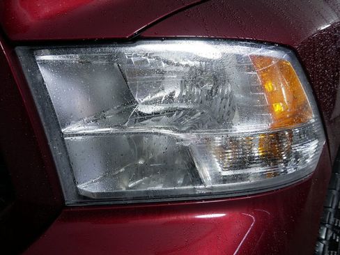 Used 2018 RAM 1500 Express w/ Express Value Package image 12